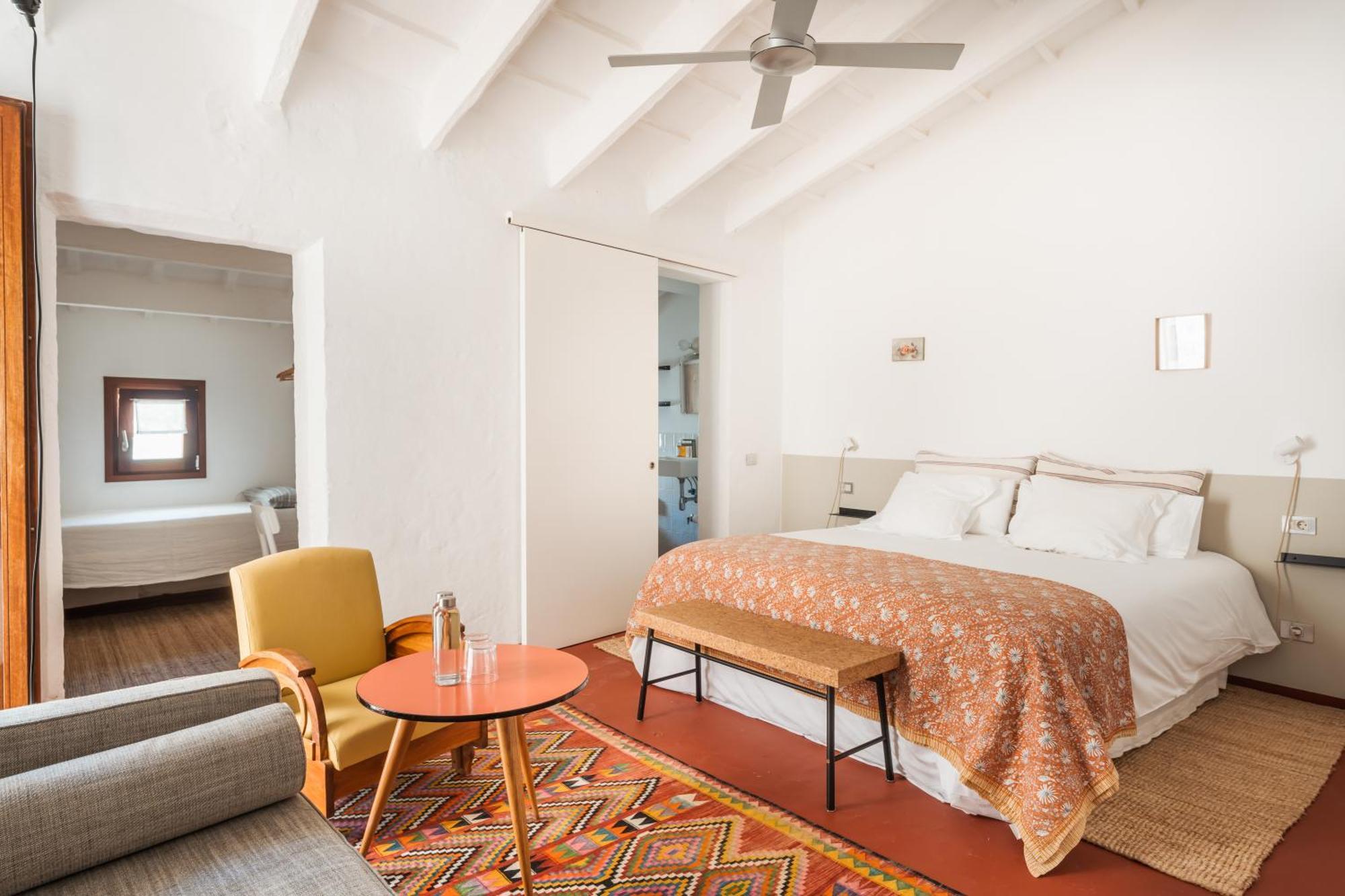 Ses Sucreres Small & Slow Hotel Ferreries Ruang foto